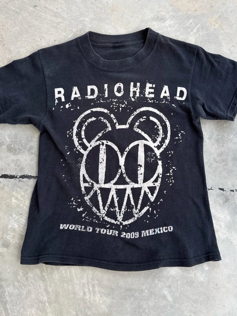 Radiohead 2009 Mexico World Tour Black Concert Band Graphic Tee